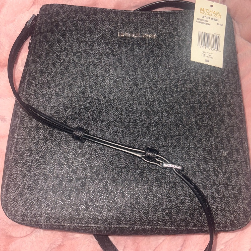 Michael Kors Jet Set Travel